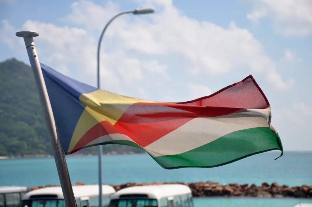 群島公司注冊塞舌爾章 對比見優(yōu)勢！